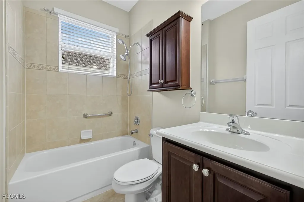 10111 Mimosa Silk Drive Fort Myers FL 33913