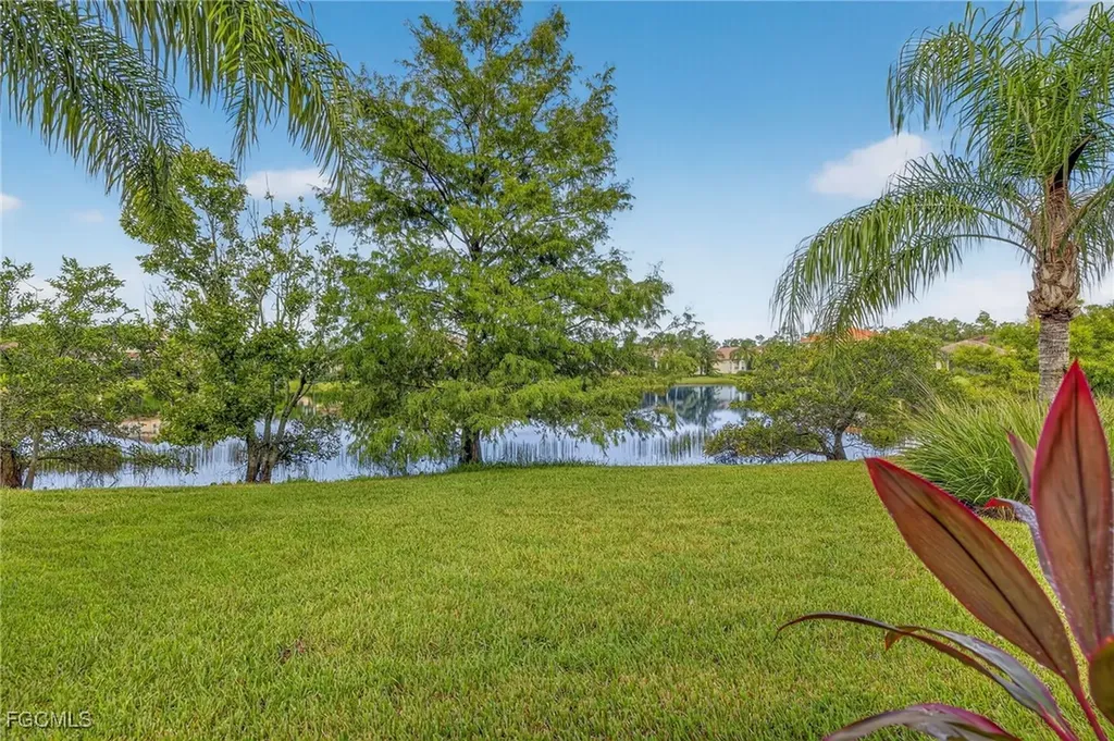 10111 Mimosa Silk Drive Fort Myers FL 33913