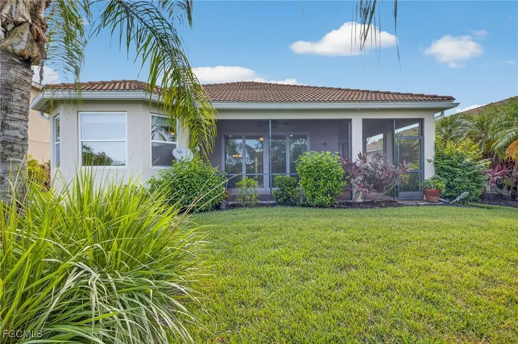 10111 Mimosa Silk Drive Fort Myers FL 33913
