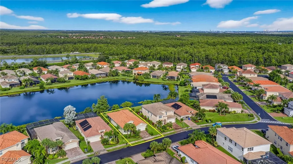 10111 Mimosa Silk Drive Fort Myers FL 33913