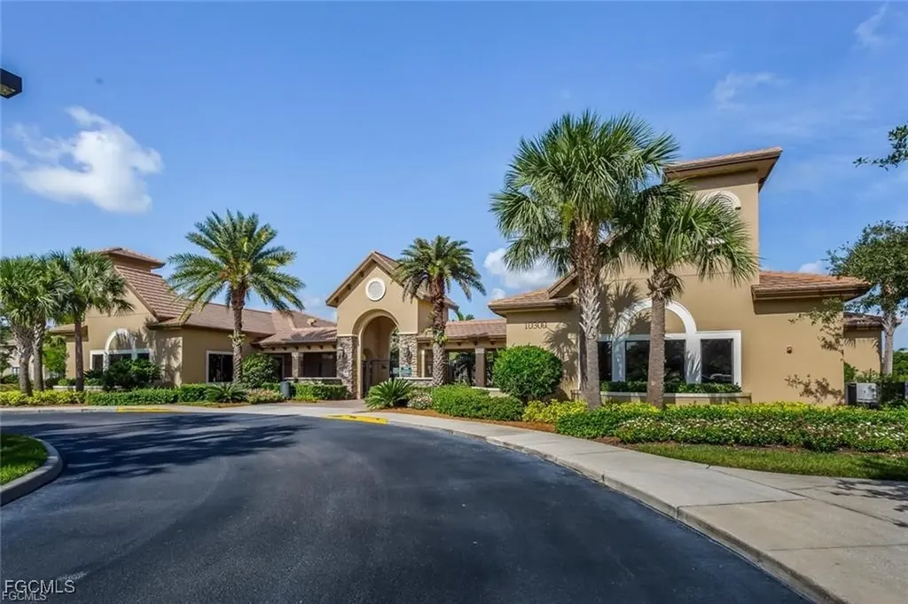 10111 Mimosa Silk Drive Fort Myers FL 33913