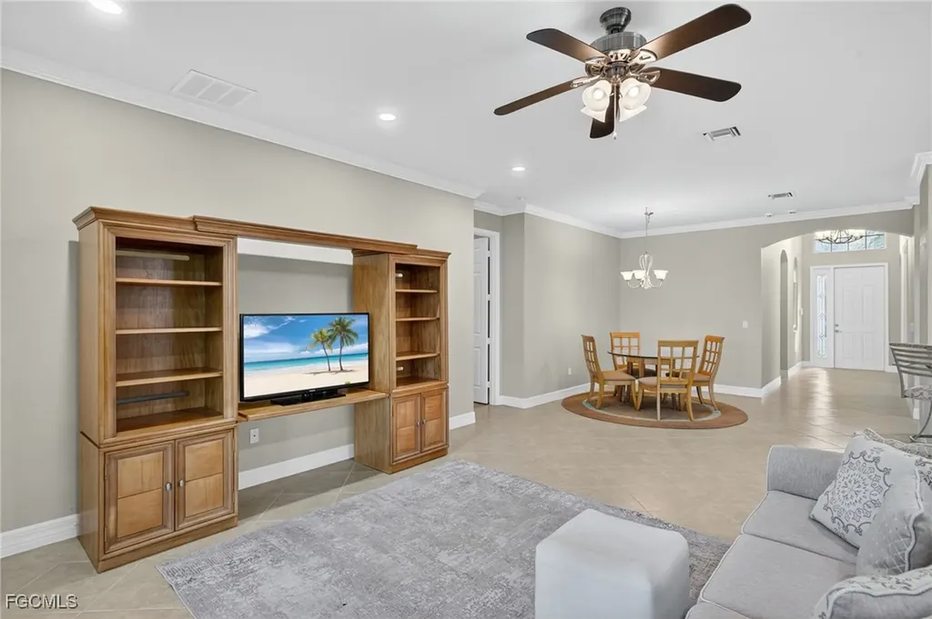 10111 Mimosa Silk Drive Fort Myers FL 33913