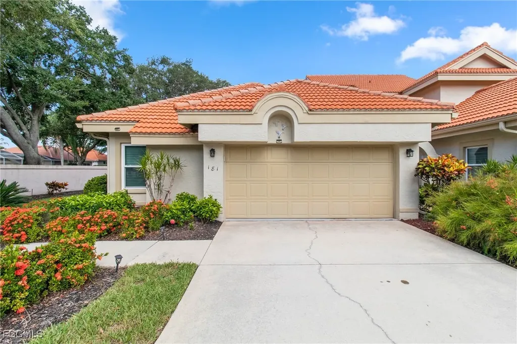 181 Napa Ridge Road E Naples FL 34119