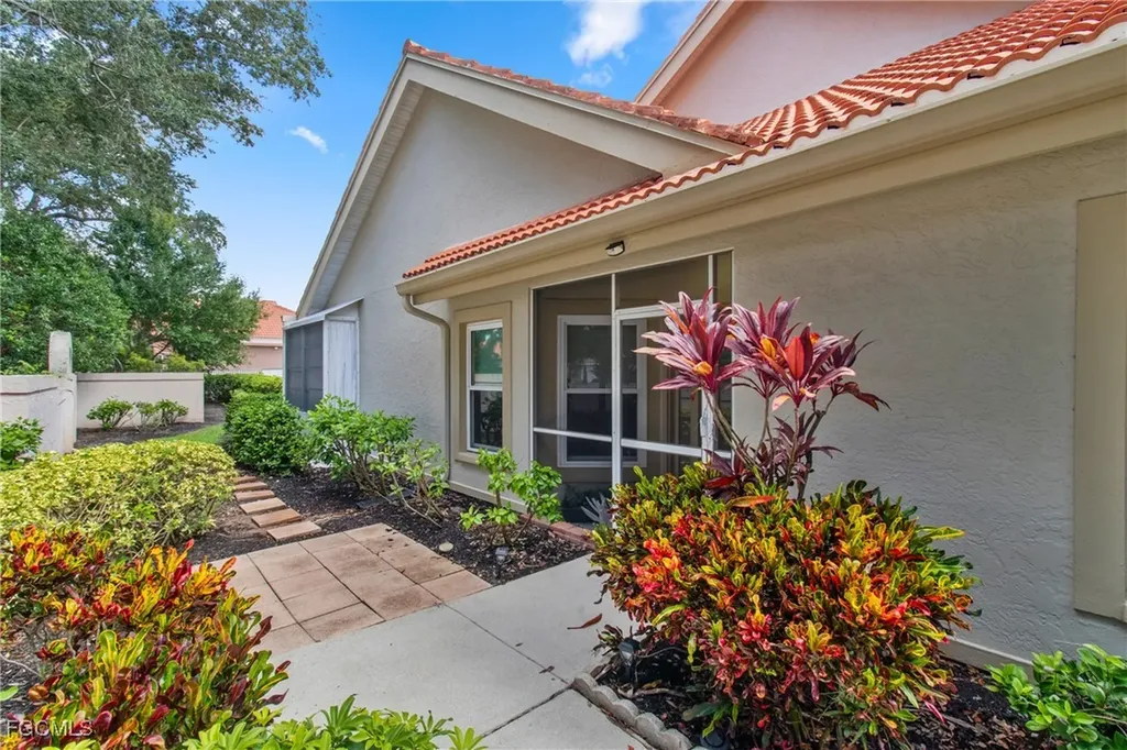 181 Napa Ridge Road E Naples FL 34119