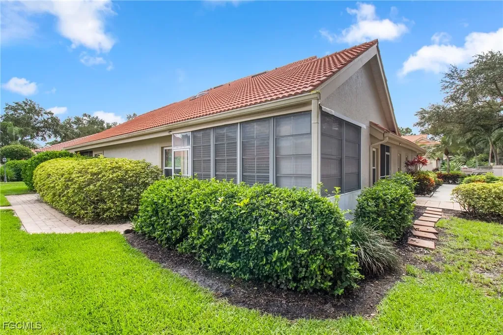 181 Napa Ridge Road E Naples FL 34119