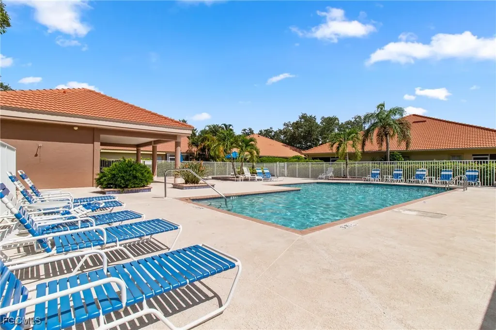 181 Napa Ridge Road E Naples FL 34119