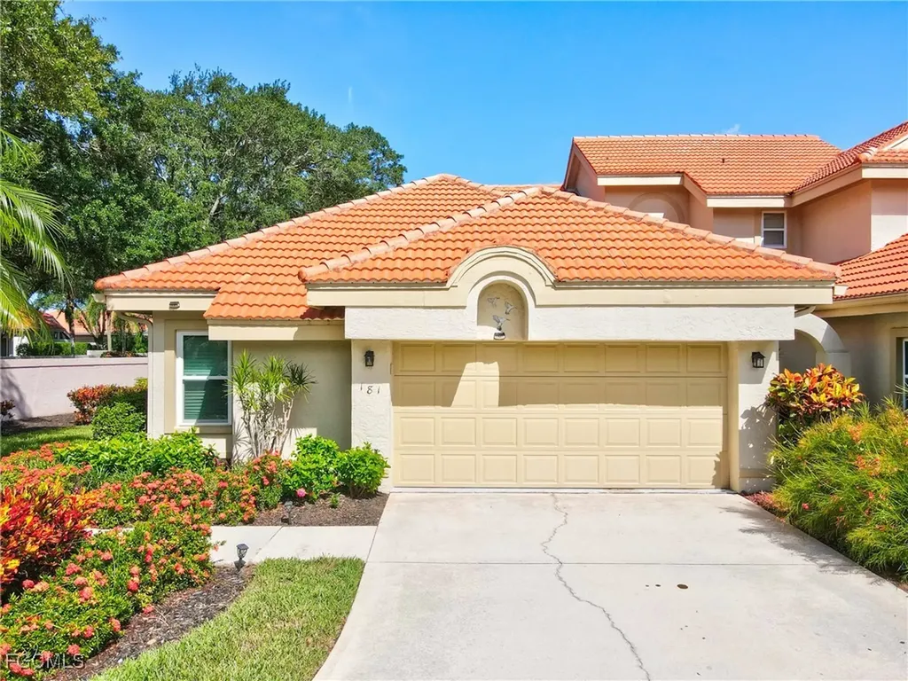 181 Napa Ridge Road E Naples FL 34119