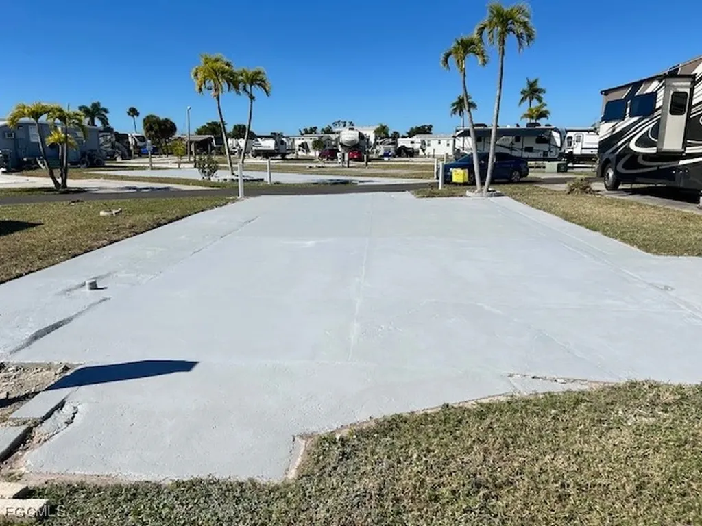 19681 Summerlin Road G-126 Fort Myers FL 33908