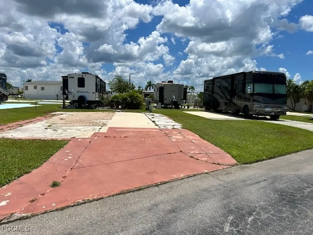 19681 Summerlin Road G-126 Fort Myers FL 33908