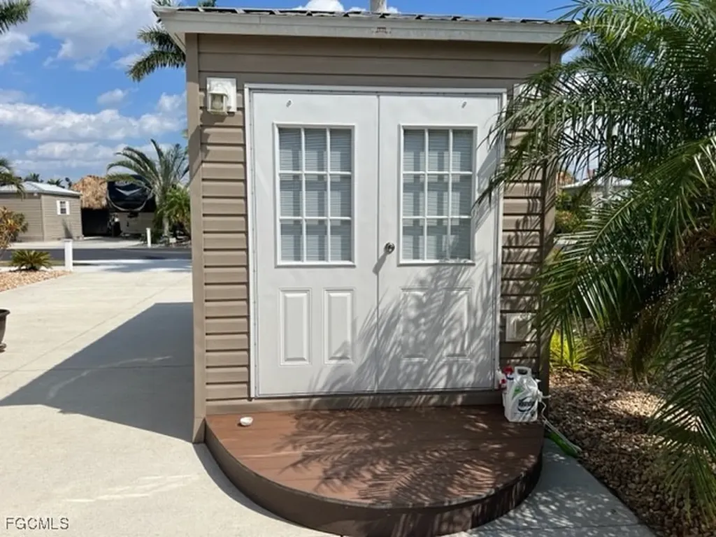 5176 Cypress Trail Resort Circle Fort Myers FL 33905