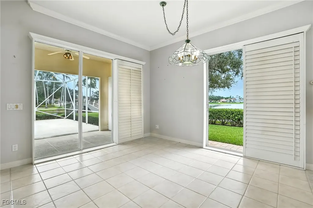4017 Isla Ciudad Court Naples FL 34109