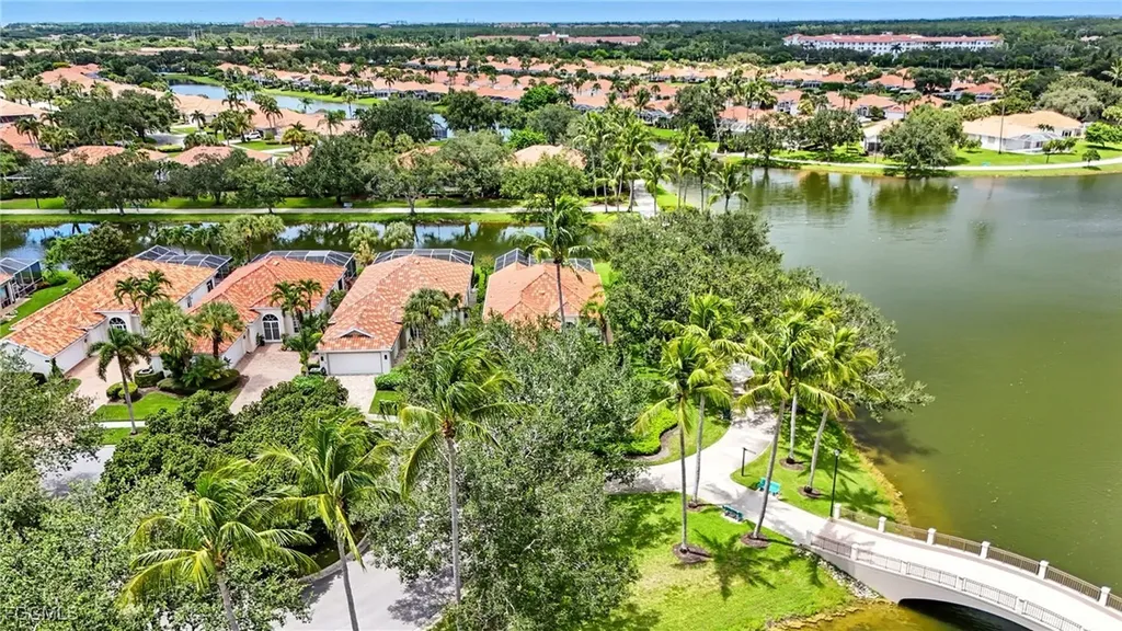 4017 Isla Ciudad Court Naples FL 34109