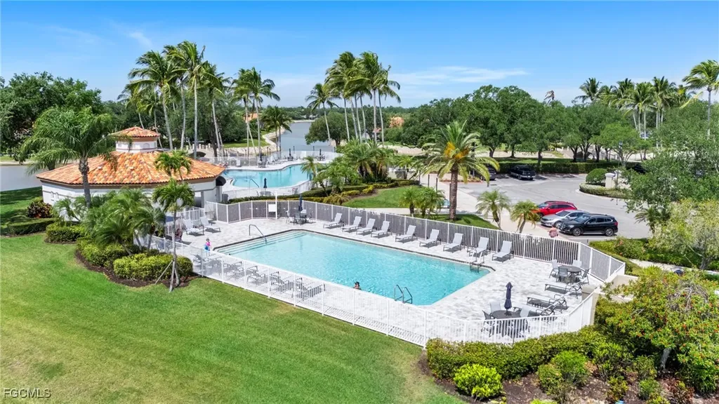 4017 Isla Ciudad Court Naples FL 34109