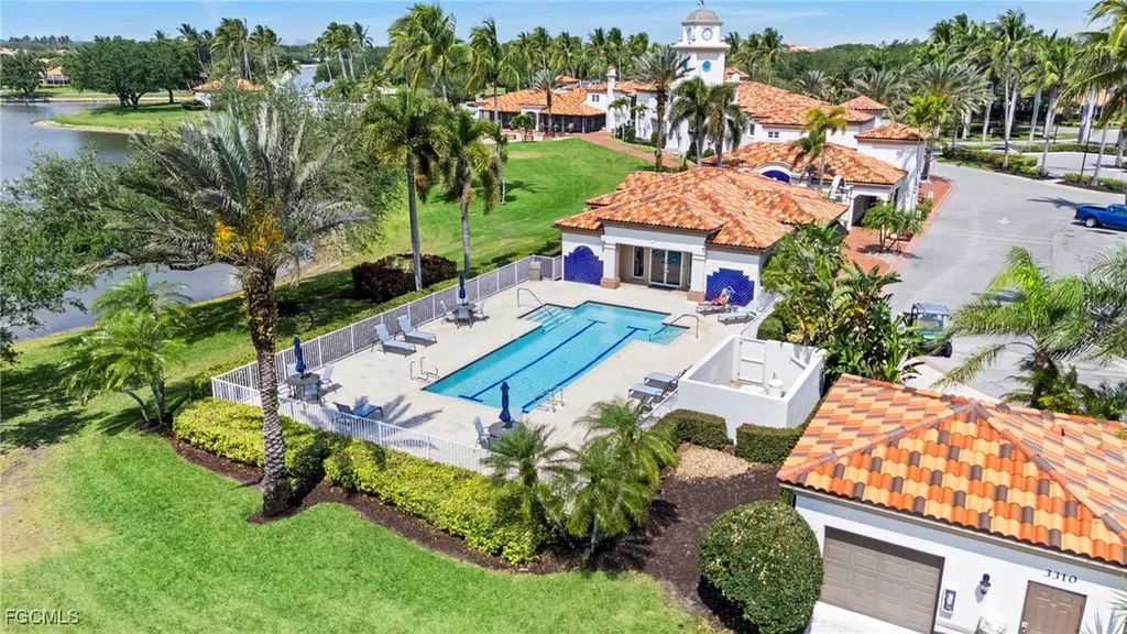 4017 Isla Ciudad Court Naples FL 34109