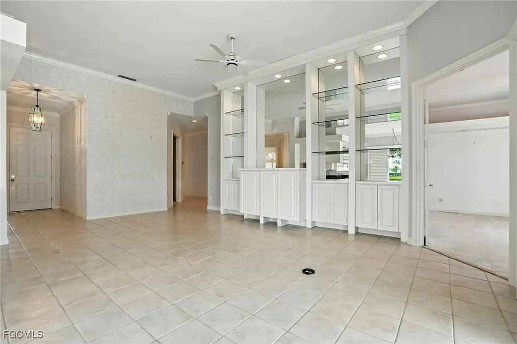 4017 Isla Ciudad Court Naples FL 34109