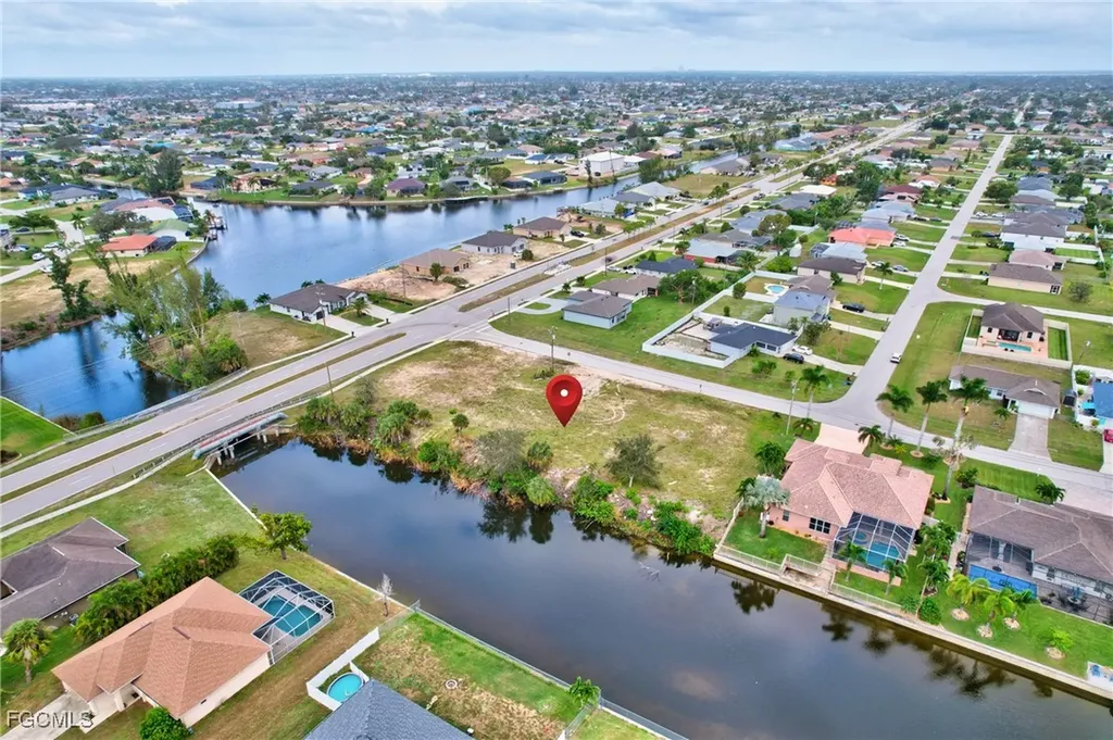 3206 SW 11th Place Cape Coral FL 33914