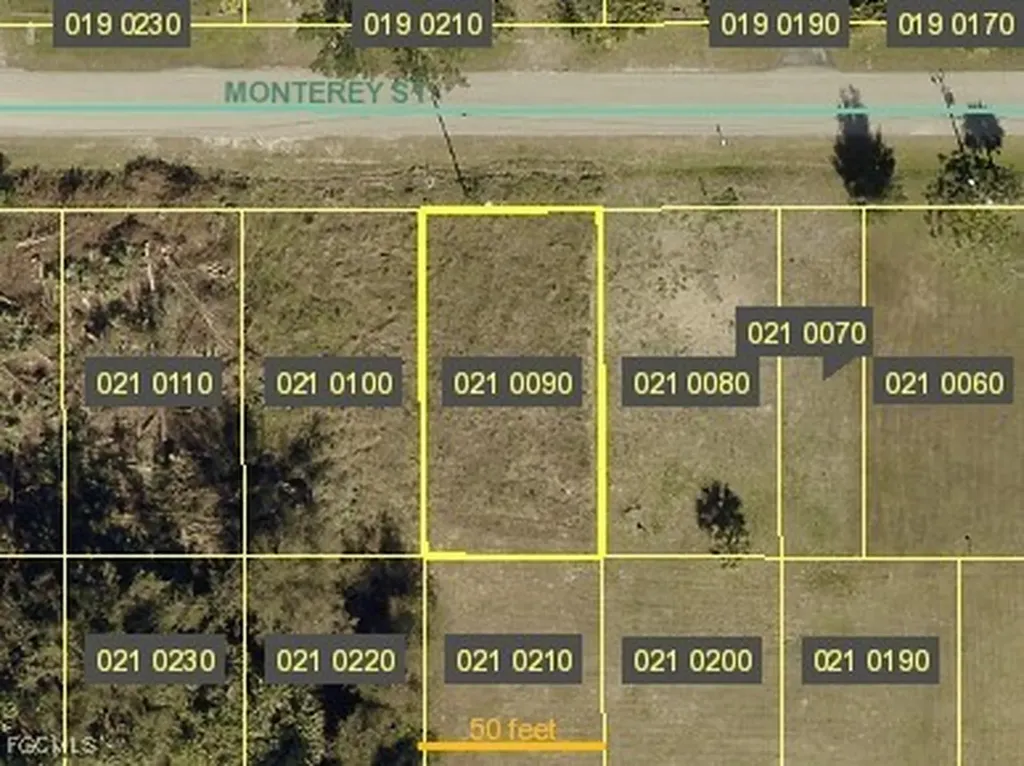 453 Monterey Street North Fort Myers FL 33903