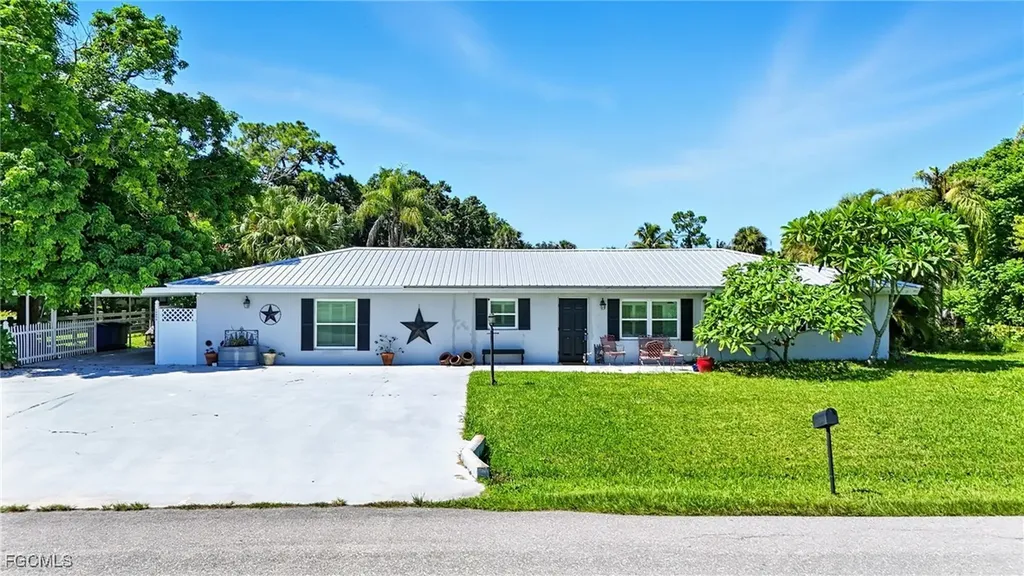 16090 Old Olga Road Alva FL 33920