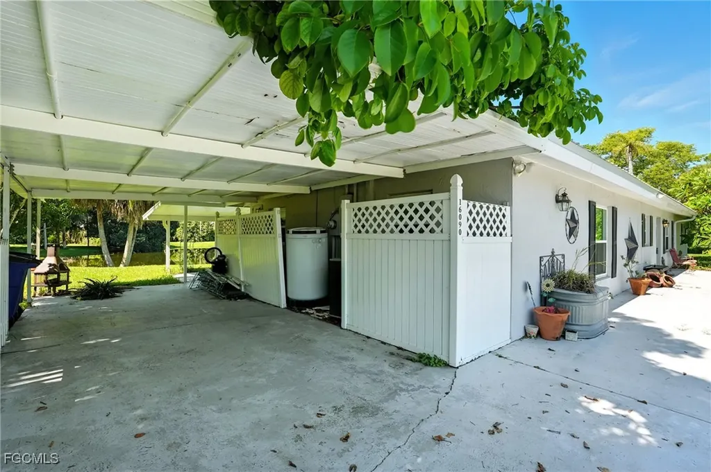 16090 Old Olga Road Alva FL 33920