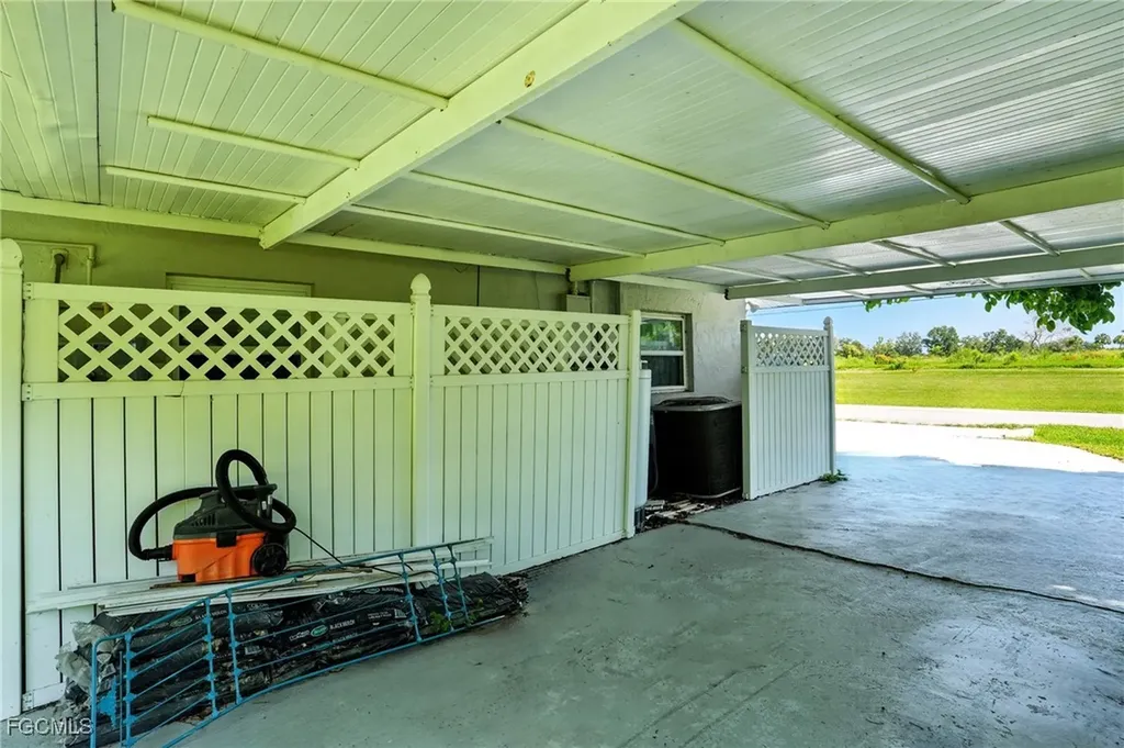 16090 Old Olga Road Alva FL 33920