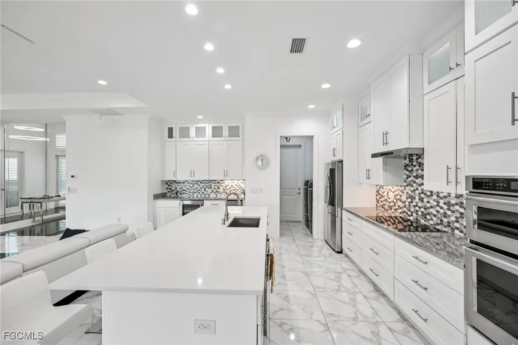 21 SW 21st Street Cape Coral FL 33991