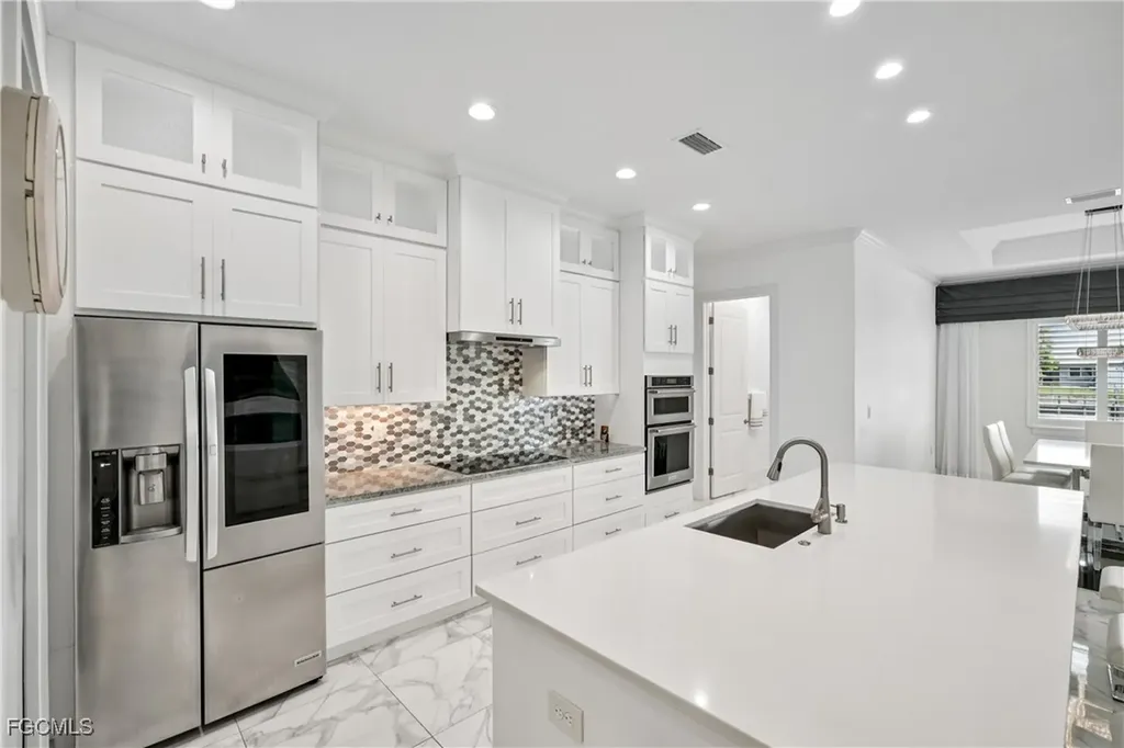 21 SW 21st Street Cape Coral FL 33991