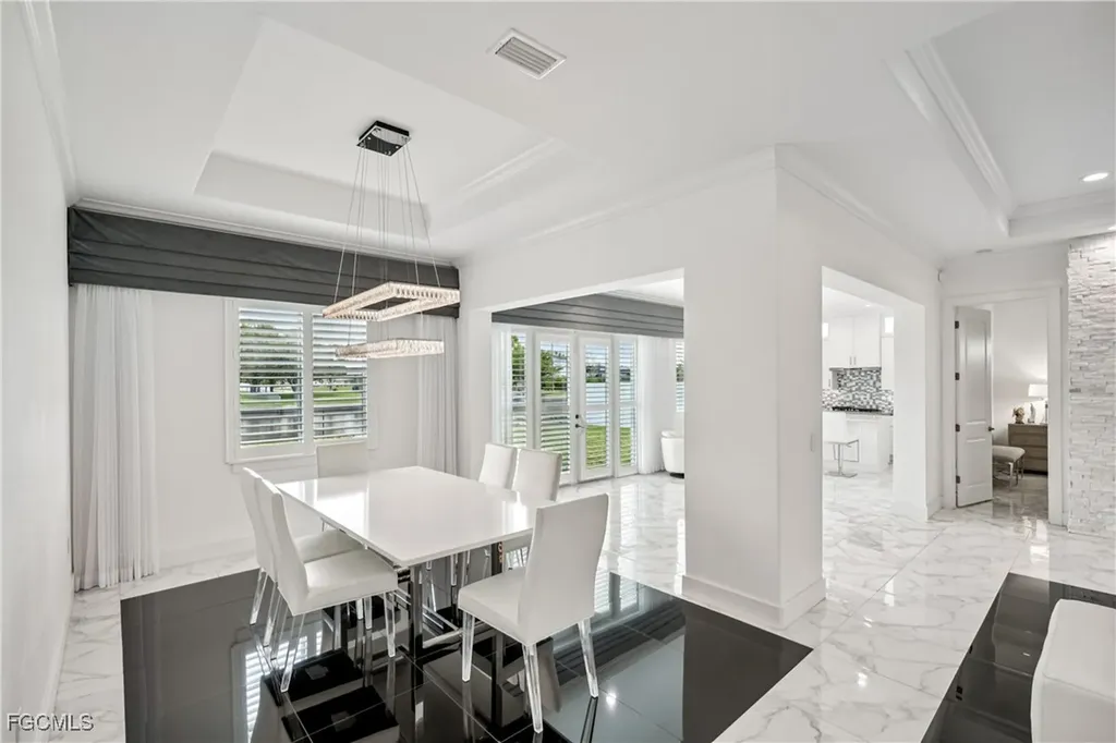 21 SW 21st Street Cape Coral FL 33991