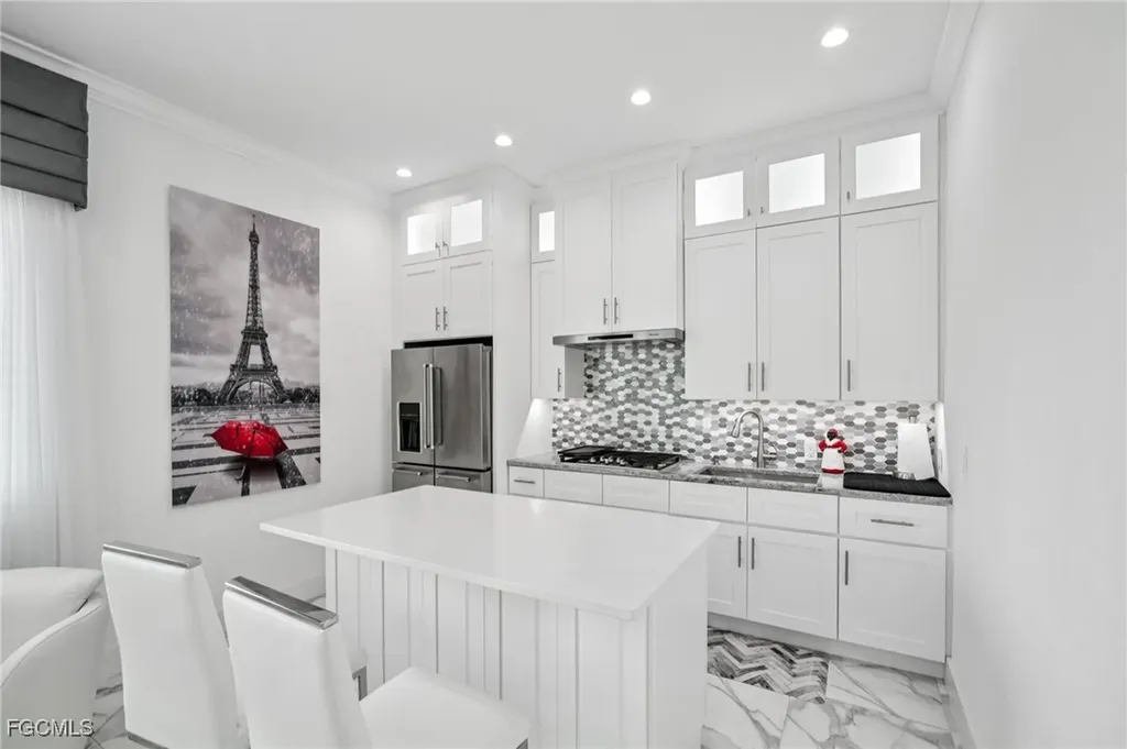 21 SW 21st Street Cape Coral FL 33991