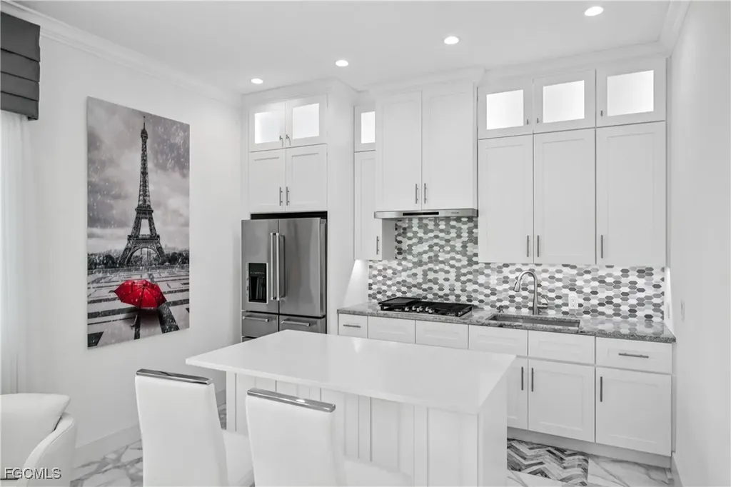 21 SW 21st Street Cape Coral FL 33991