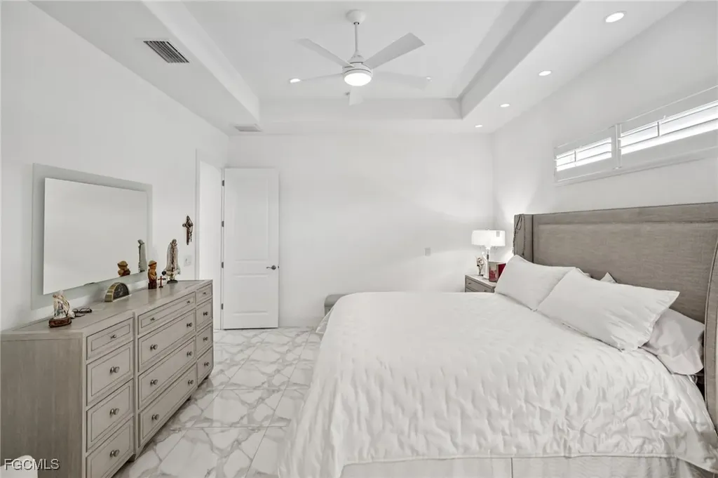 21 SW 21st Street Cape Coral FL 33991