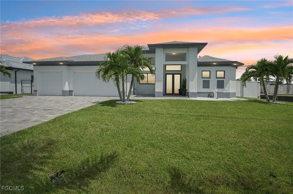 21 SW 21st Street Cape Coral FL 33991