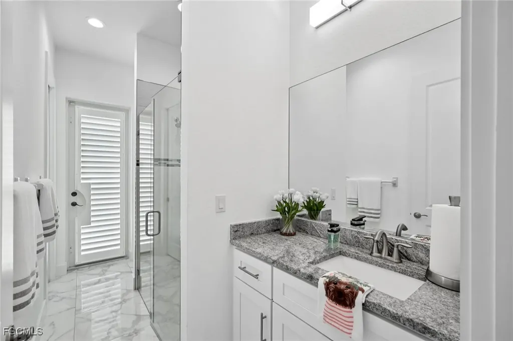 21 SW 21st Street Cape Coral FL 33991