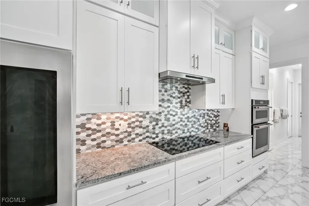 21 SW 21st Street Cape Coral FL 33991