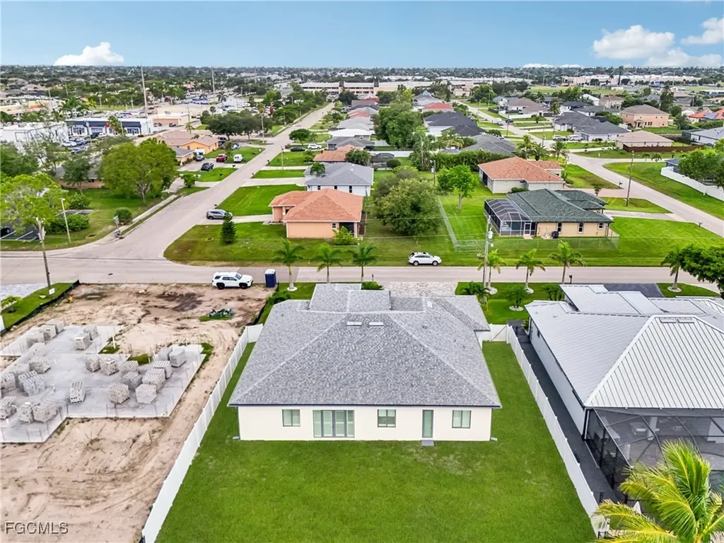 21 SW 21st Street Cape Coral FL 33991