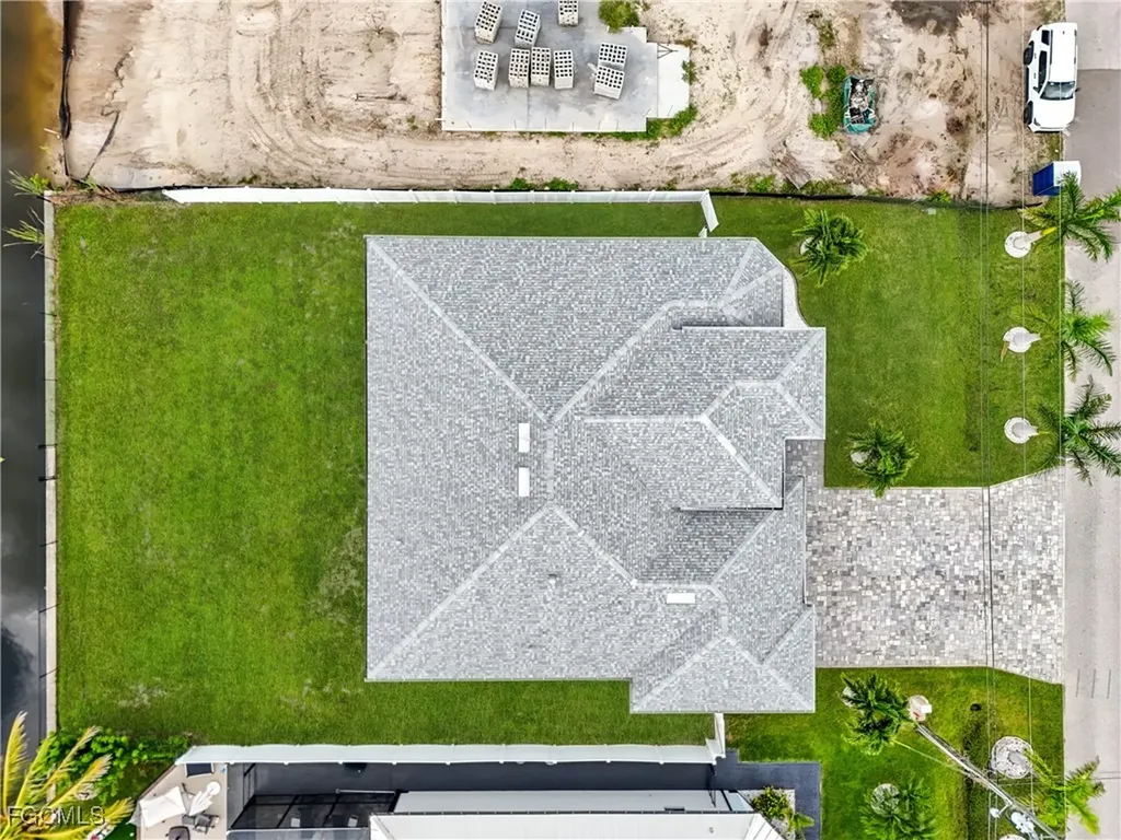 21 SW 21st Street Cape Coral FL 33991