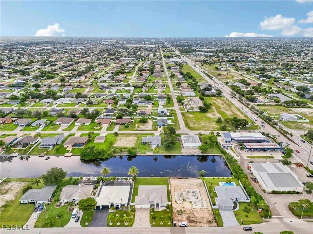 21 SW 21st Street Cape Coral FL 33991