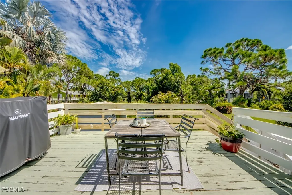 10600 Habitat Trail Bokeelia FL 33922