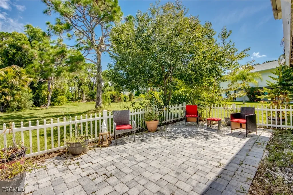 10600 Habitat Trail Bokeelia FL 33922