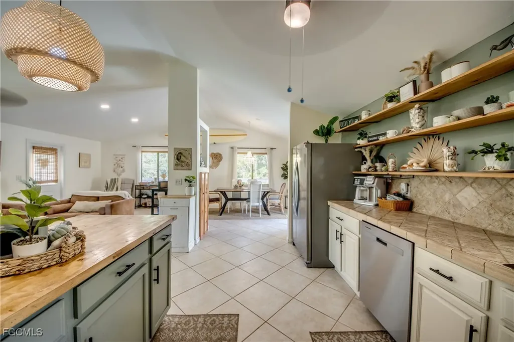 10600 Habitat Trail Bokeelia FL 33922