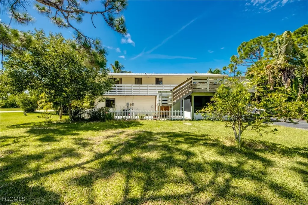 10600 Habitat Trail Bokeelia FL 33922