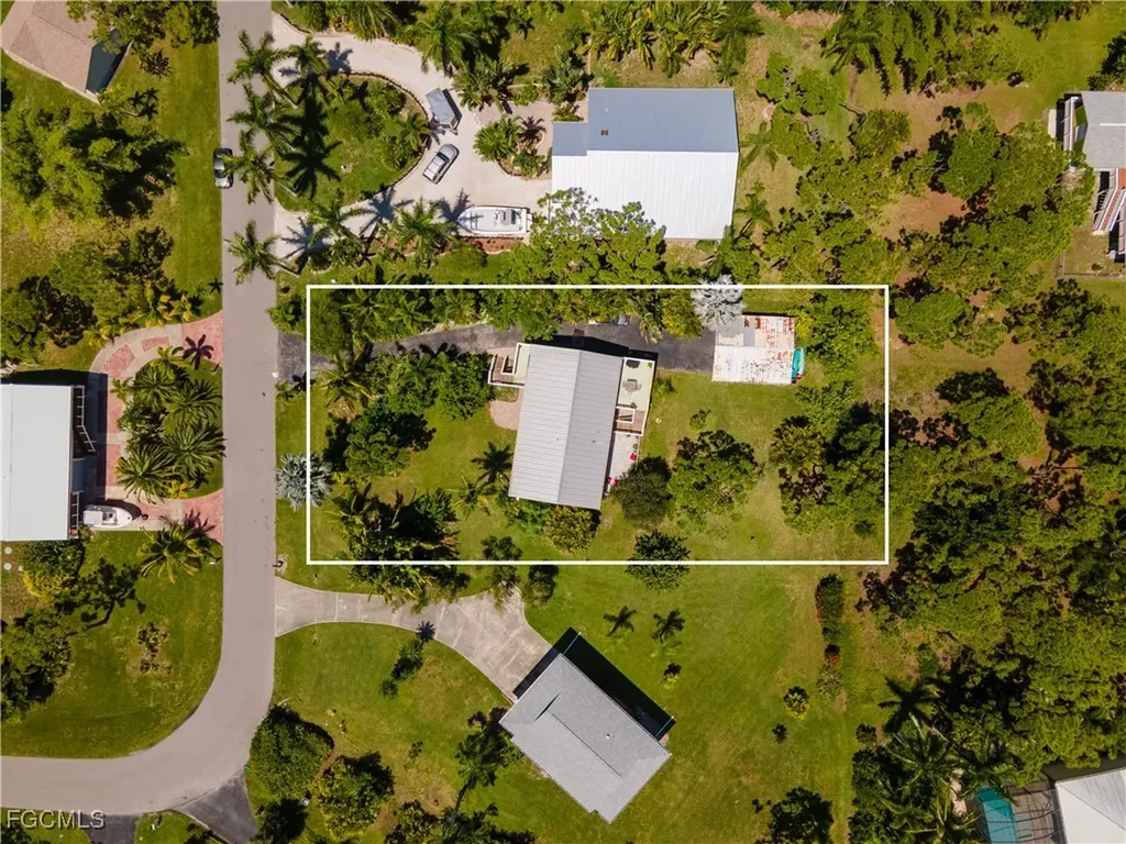 10600 Habitat Trail Bokeelia FL 33922