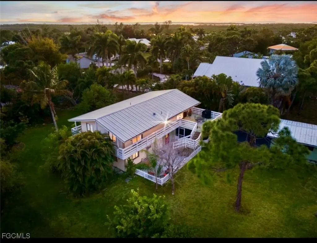 10600 Habitat Trail Bokeelia FL 33922