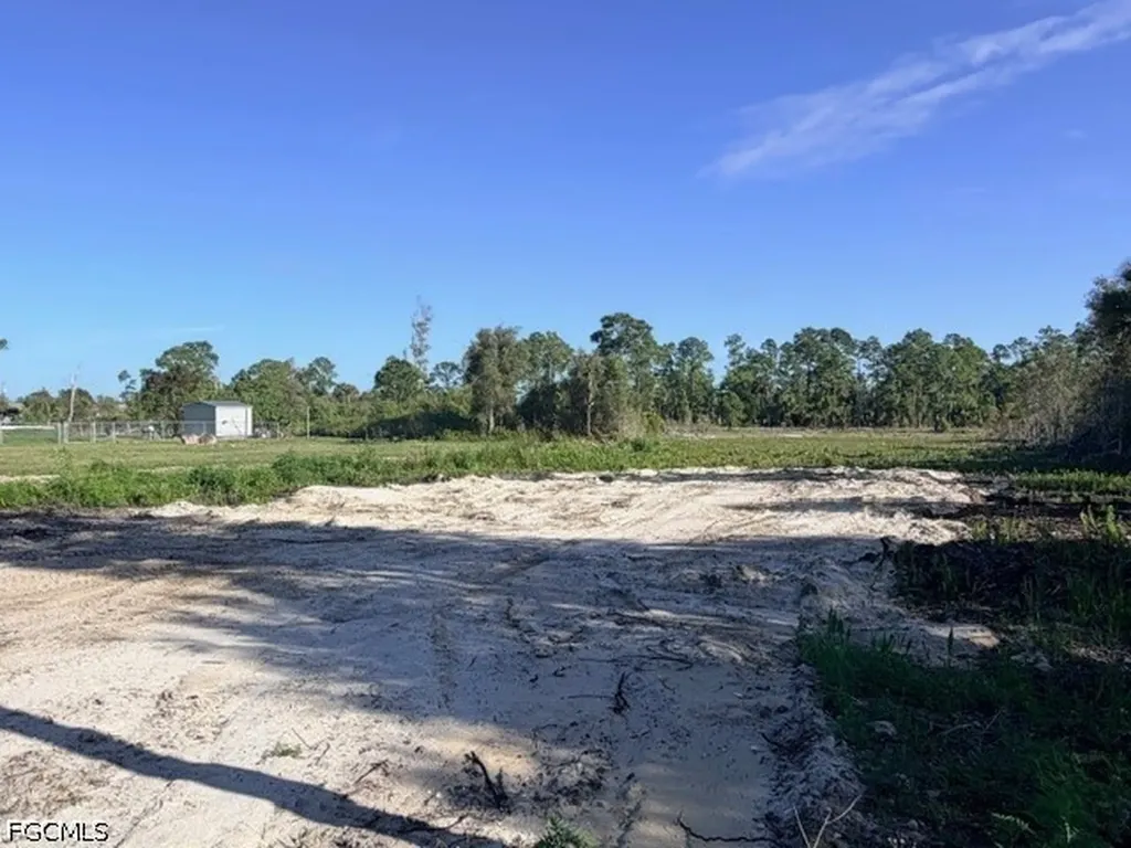 870 Arturo Street E Lehigh Acres FL 33974