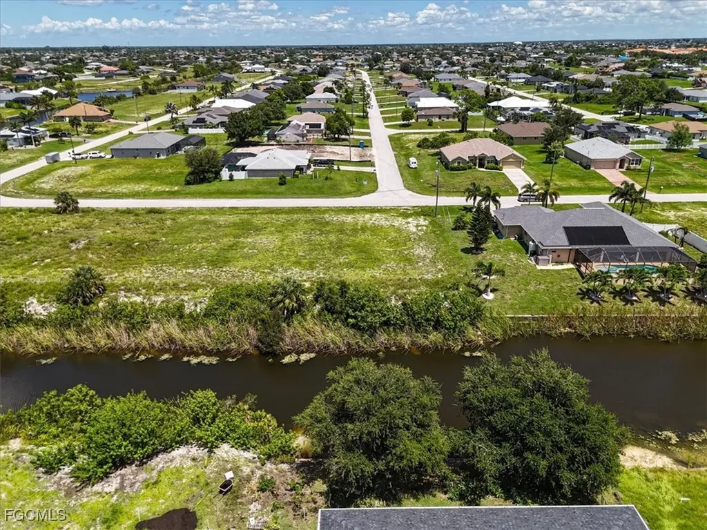 1800 NW 2 Terrace Cape Coral FL 33993