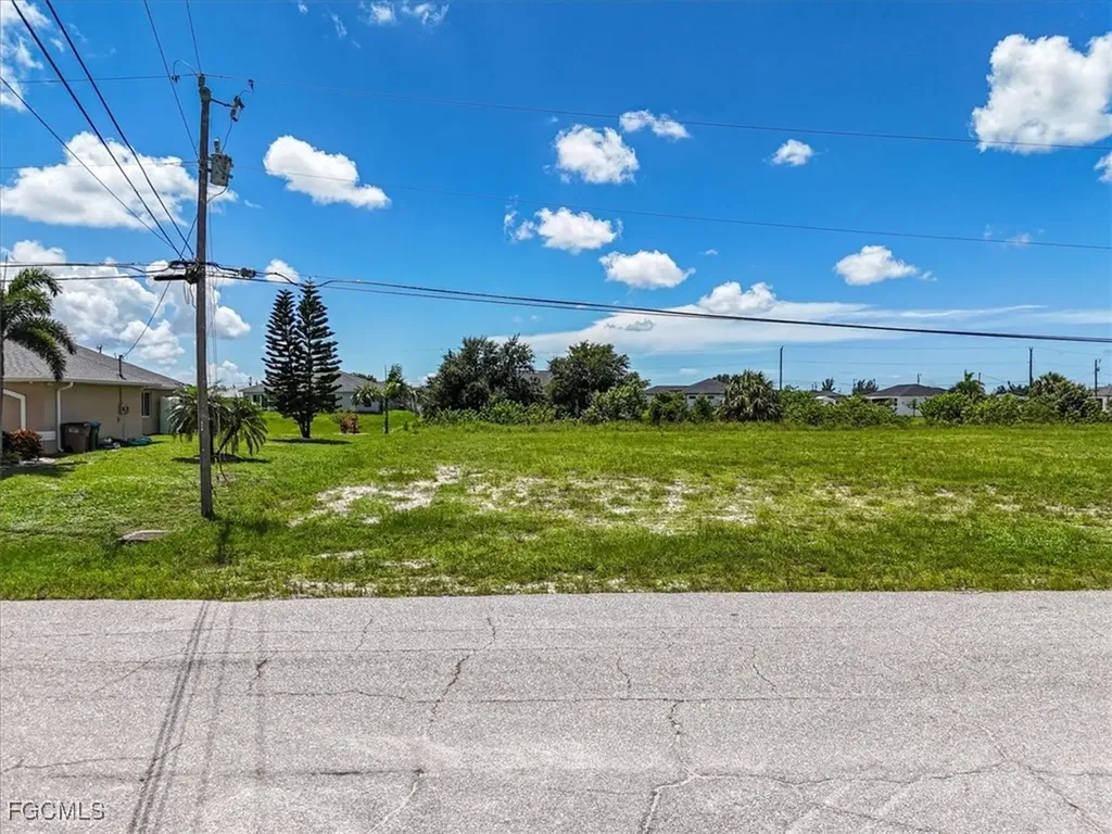 1800 NW 2 Terrace Cape Coral FL 33993