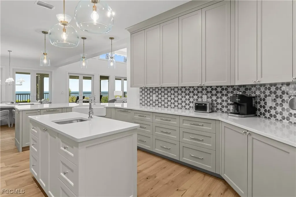 17030 Captiva Drive Captiva FL 33924