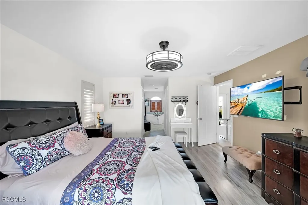 1817 SW 22nd Terrace Cape Coral FL 33991