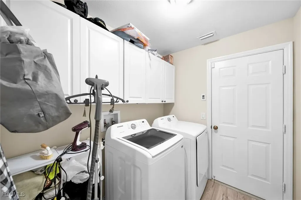 1817 SW 22nd Terrace Cape Coral FL 33991