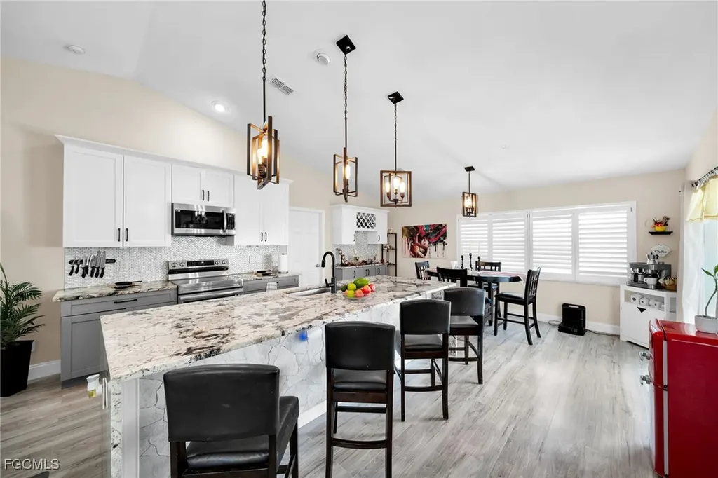 1817 SW 22nd Terrace Cape Coral FL 33991