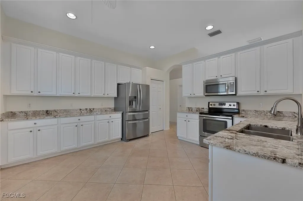 9239 Spanish Moss Way Bonita Springs FL 34135